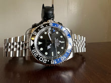 Load image into Gallery viewer, Batman GMT Seiko Mod