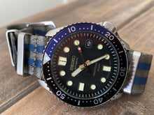 Load image into Gallery viewer, SKX Seiko Marine Master Mod